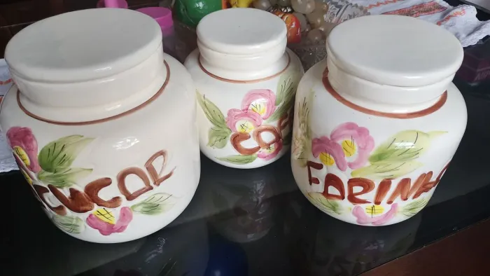 Jogo antigo pote em porcelana 