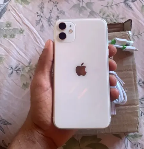 IPHONE 11 64gb