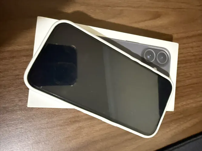 iPhone 16 256gb Impecável