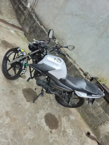 Vende-se FACTOR 150 ED