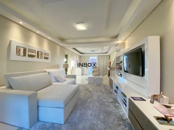 INBOX CIA IMOBILIÁRIA VENDE - Casa individual em alvenaria de alto padrão no bairro Panazz