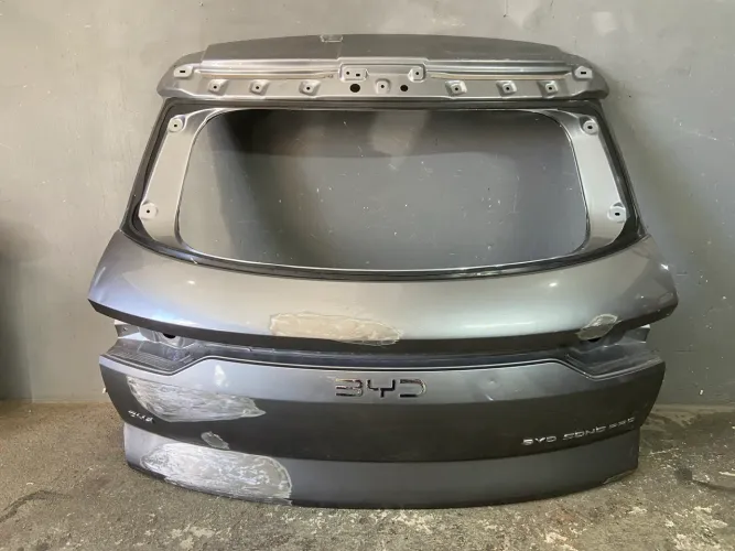 Tampa Traseira BYD Song Pro  2024 2025 2026  Usada  Original 