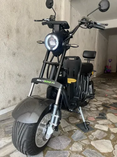 Scooter Elétrica 1000W R15 - Praticamente Nova (Apenas 125 km)
