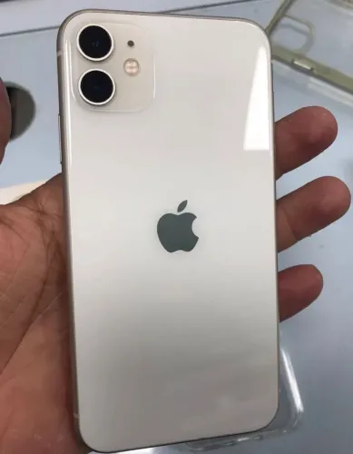 iPhone 11
