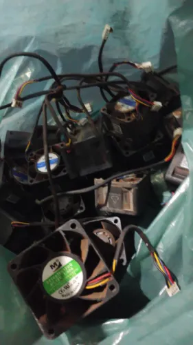 Lote 18 Mini Fans Fonte ASIC Antminer Avalon WhatsMiner
