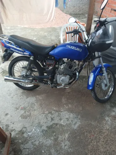 Vendo moto Suzuki gs 120 moto bem econômica