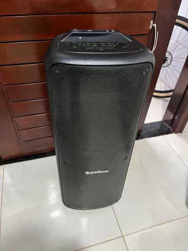 Vende-se caixa de som
