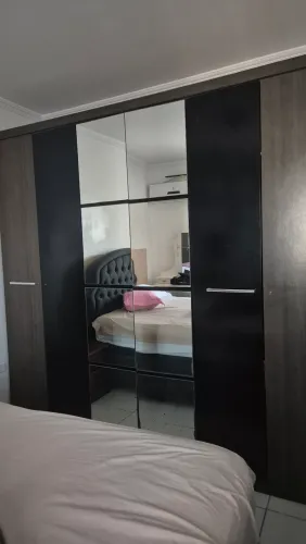 Guarda Roupa