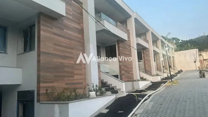 Freguesia (Jacarepaguá) | Casa 4 quartos, sendo 4 suites