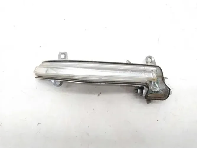 Pisca Retrovisor Direito Bmw 320i 2014 Preto