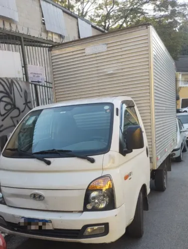 VENDE-SE HYUNDAI HR 2022