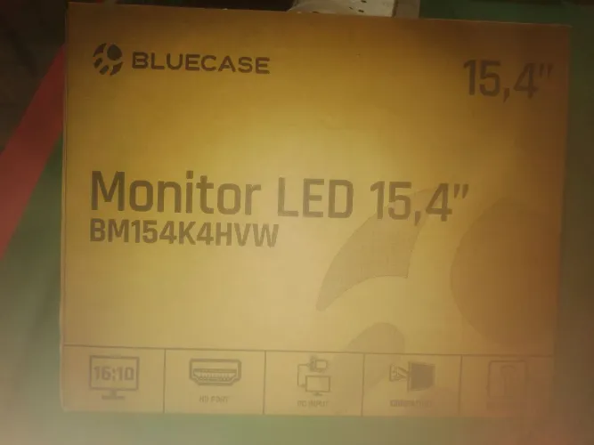 Monitor BLUE case 15.4 polegadas novo caixa lacrado entrada HDMI e VGA de led ótima de im