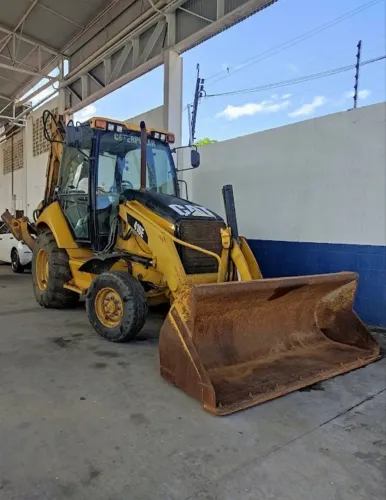 CATERPILLAR 416E ano 2012