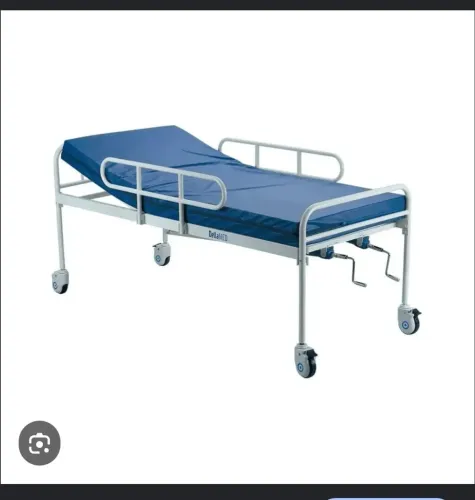 Cama Hospitalar Dellamed 1 mês de uso