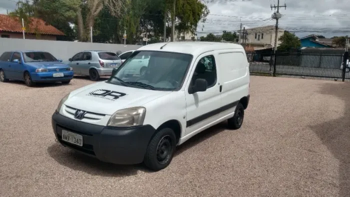 Peugeot Partner Van 1.6 Flex 16V 5P 2011