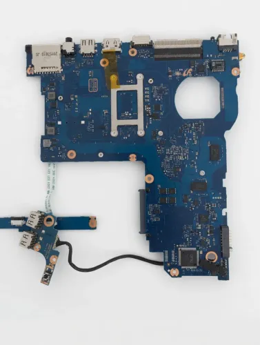 Placa Mãe Samsung BA62-008045B com Processador Intel e Cooler R$ 159
