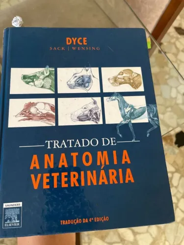 Livro para estudo veterinário.