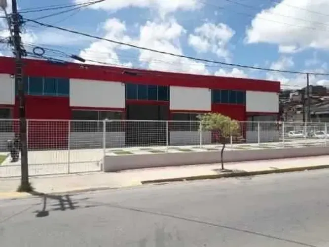 Galpão Com 730m2 Tamarineira Recife PE