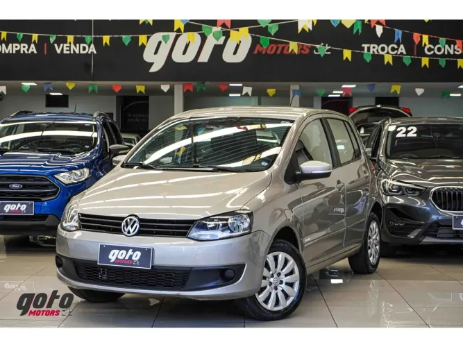 Volkswagen Fox 1.6 MI Total Flex 8V 5P 2014