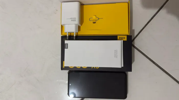 POCO X5 5G 256GB/8GB RAM - Impecável + Acessórios (Completo)