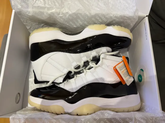 Jordan 11 Gratitude 