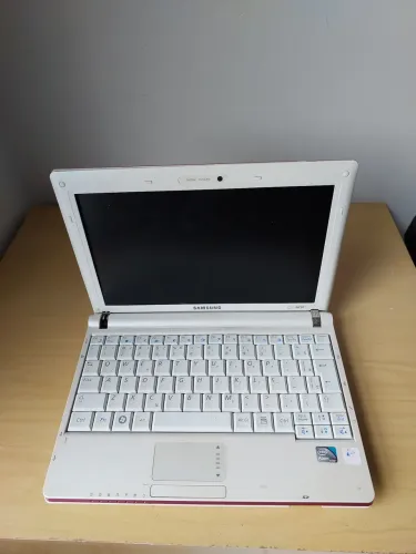 Netbook Samsung Para Reparo ou Retirada de Peças e Componentes. (Leia a Descrição)