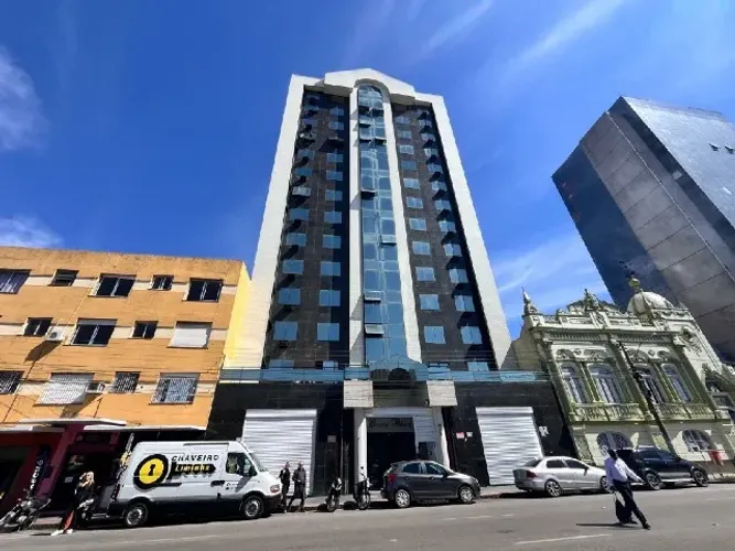 APARTAMENTO À VENDA NO CENTRO  DE PELOTAS