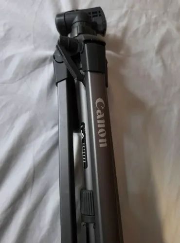 Tripé Canon Deluxe 300
