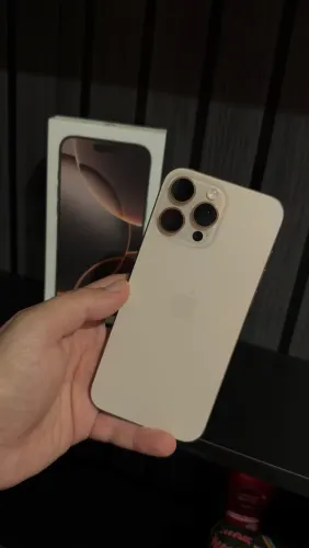 iPhone 16 Pro Max 256GB Desert