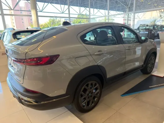 Fiat Fastback Impetus 200 T. AUT (hibrído) 2026