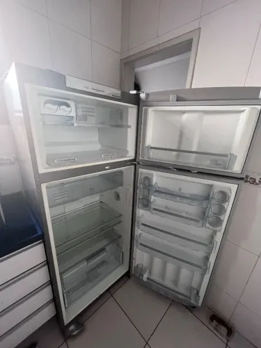 Geladeira Frost Free Continental 403L (modelo RFCT455 )