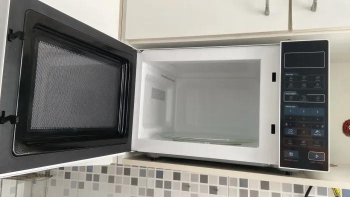 Microondas Midea