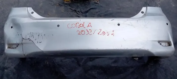 Parachoque Traseiro Prata Corolla 2012/2014 Prata c/ detalhe