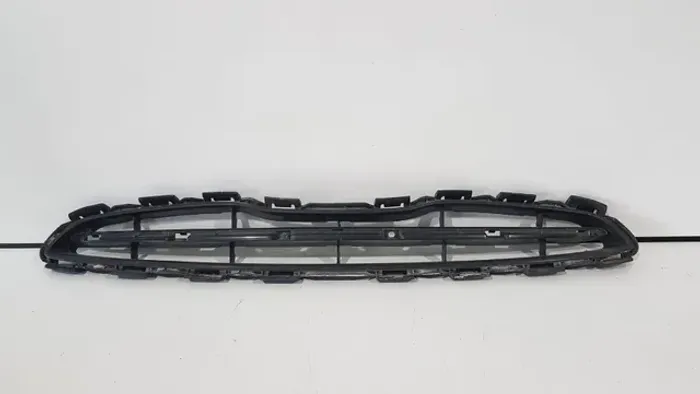 Grade Frontal Nissan March 2012 2013 2014 Original BG1136