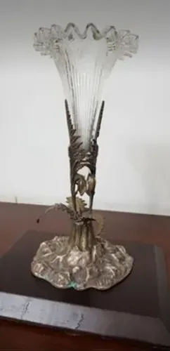 Vaso Francês Em Cristal Com Suporte Em Metal. França Século 19