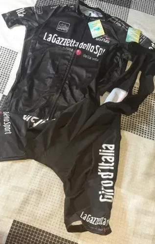 Conjunto de Camisa e Bretelle Com Forro Gel