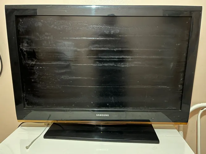 TV Samsung Série 5 530 37 polegadas