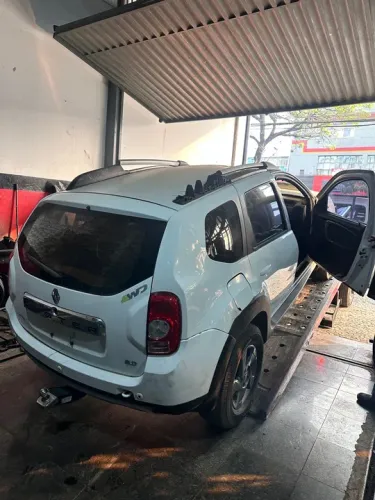 Sucata Duster 2.0 4x4 para venda de pecas  