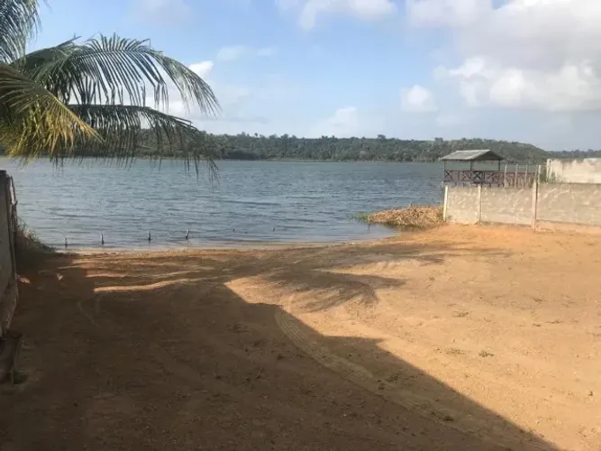 Terreno Beira de Lagoa