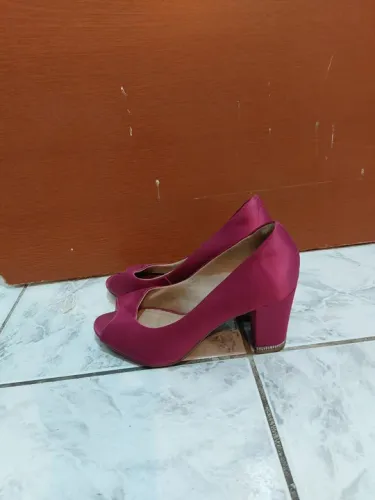Sandália Feminina Salto Grosso Rosa