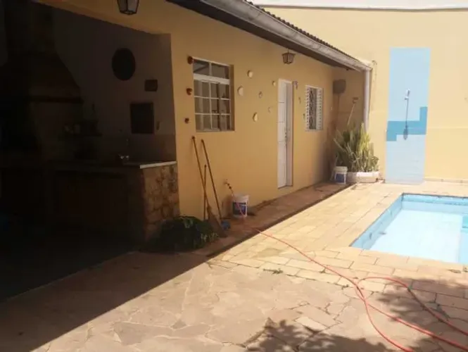 Casa de rua : / Residencial / Jardim México