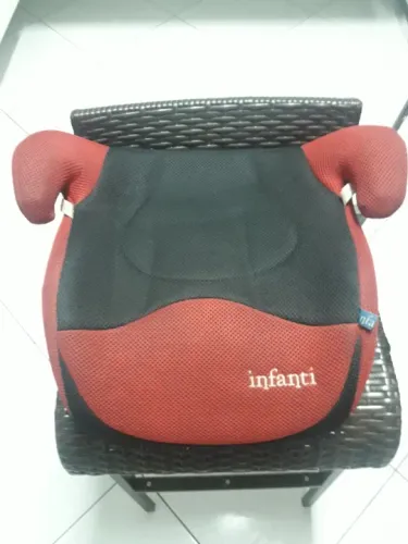 Assento infantil para carro