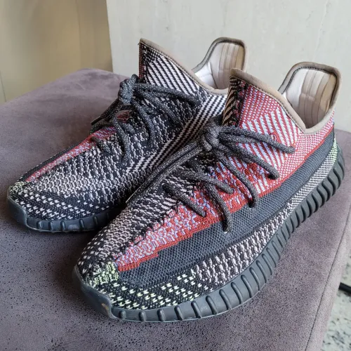 Yeezy 350 V2 Yecheil