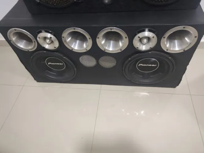 Caixa de Som Pioneer com Subwoofer