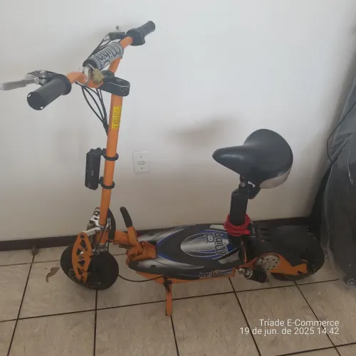 Patinete Elétrico 1000W c/ Banco e Farol Super Led
