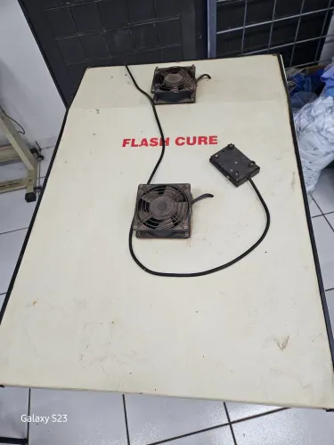 Flash cure para serigrafia
