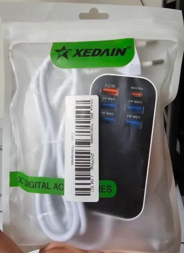 Carregador USB Multi-Portas Xedain