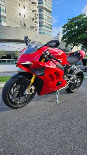 Ducati Panilage v4s 2022