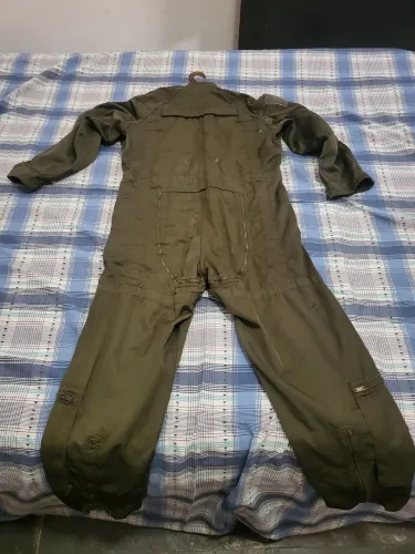 Macacão Militar americano Verde pessoas 1.70 m
