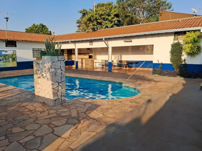 Venda de Casas / Área de Lazer na cidade de Rincão